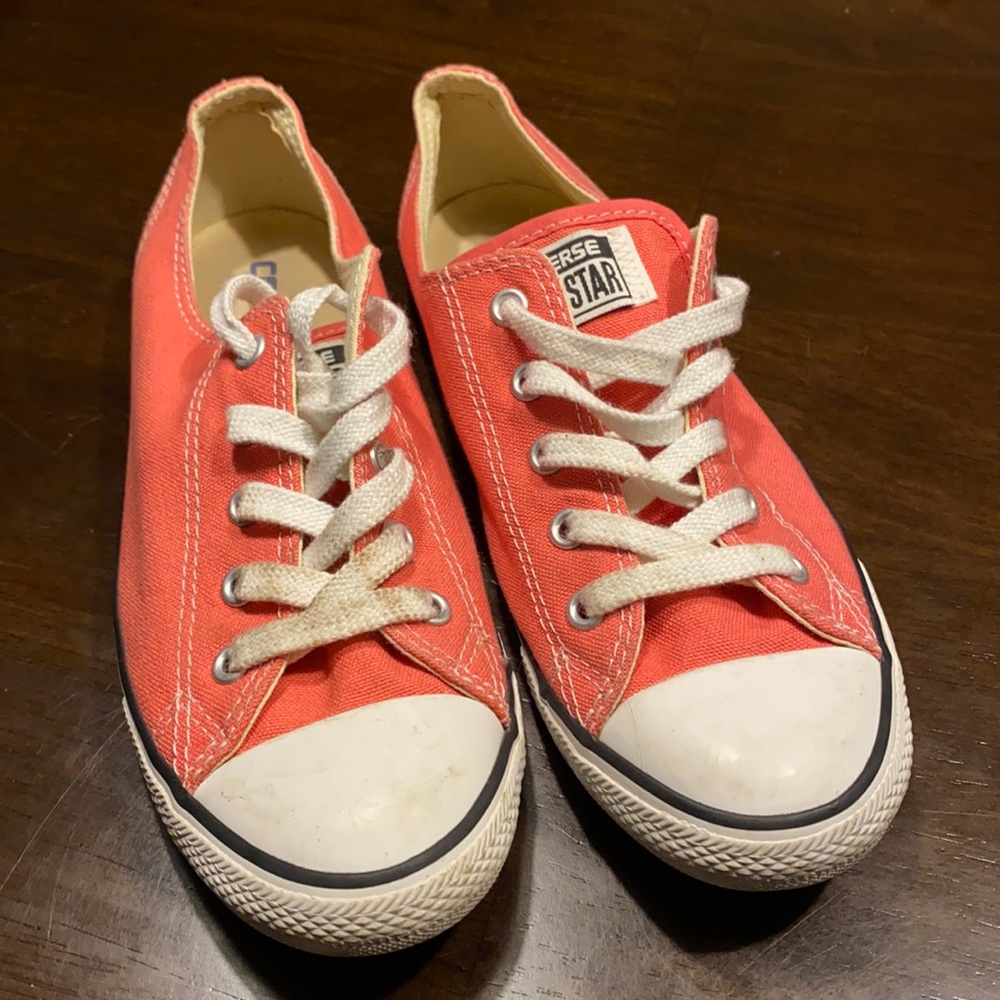 Pink converse